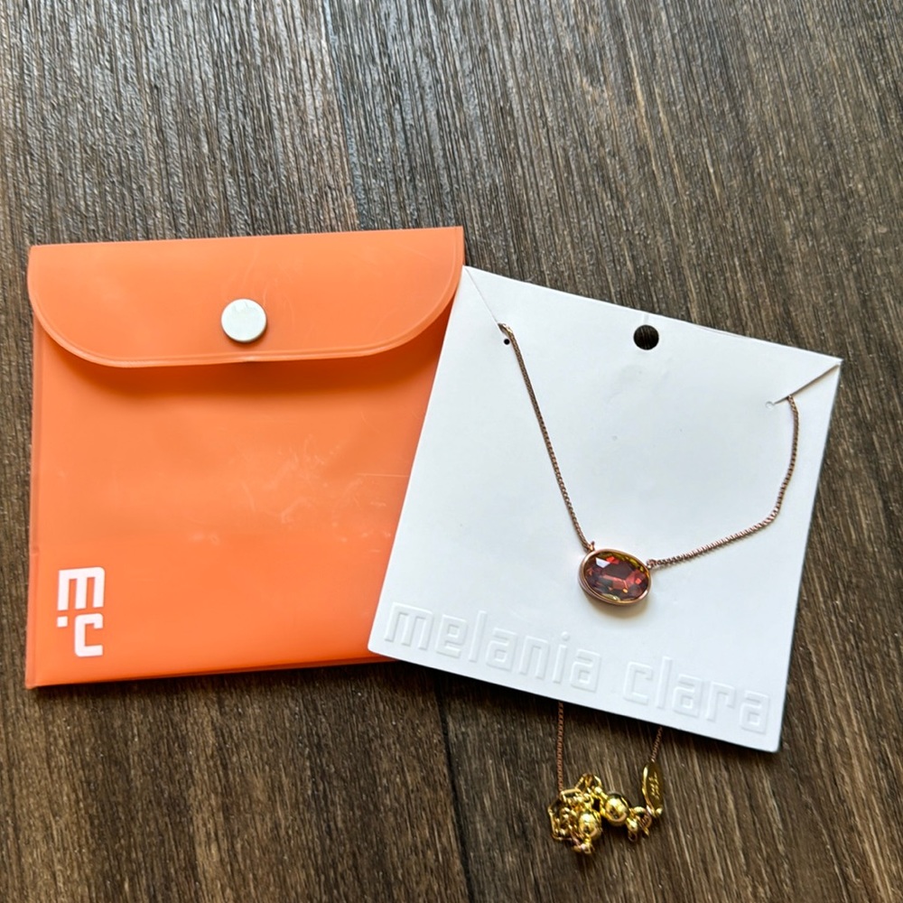 KYLIE NECKLACE – OVAL LARGE